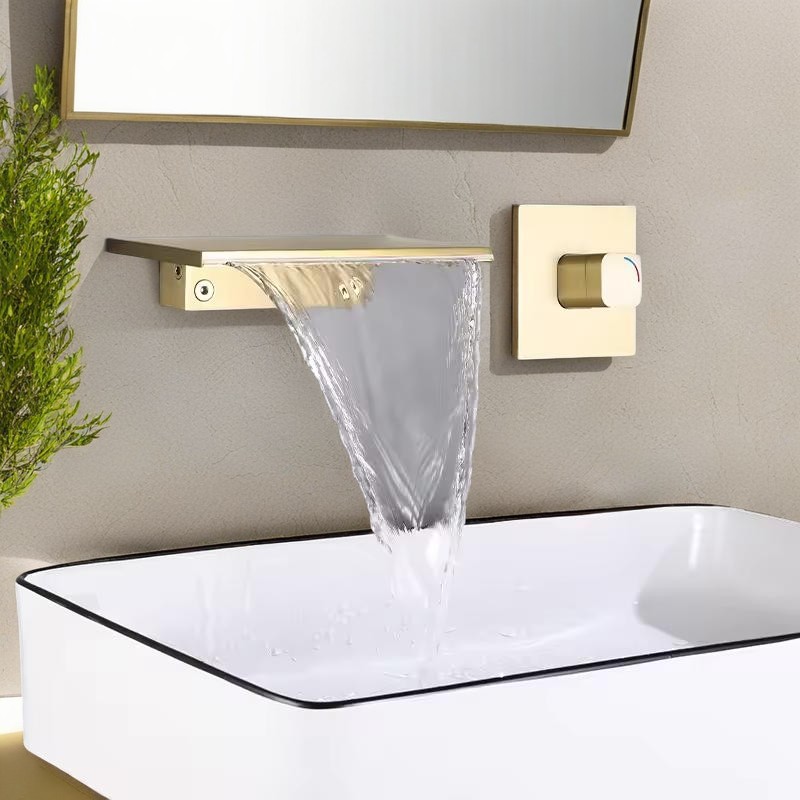 wall mount faucet 