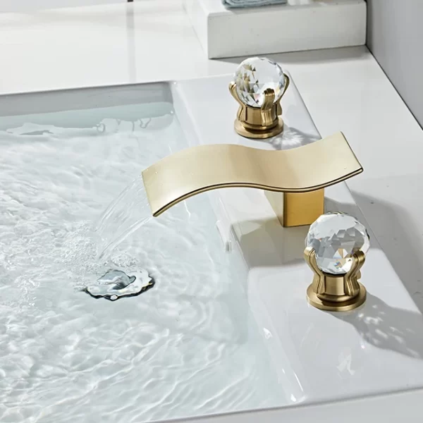 Polished Gold 3 Hole Bathroom Faucet with Dual Crystal Knobs