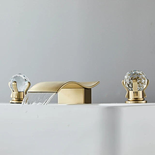 Transform Your Bathroom with a Luxurious Basin Faucet